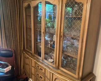 HUTCH FILLED WITH STUFF