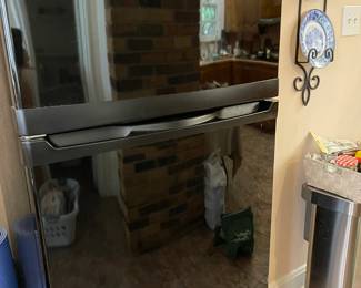 Kenmore Black Fridge/Freezer