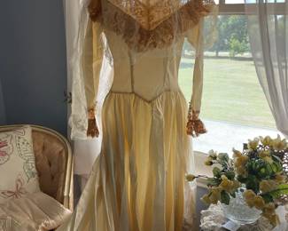 Beautiful vintage wedding dress, worn by Mrs. Helen Haltom on her wedding day