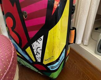 Hard shell suit case with abstract art
