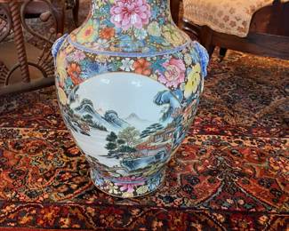 Reverse side of the Chinese urn