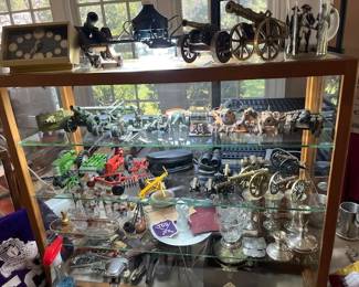 One of the showcases at the checkout counter