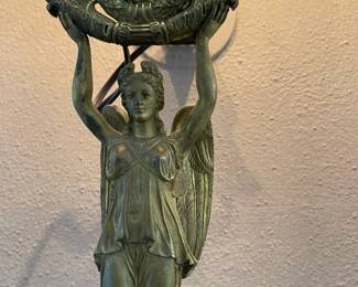 A close look at the figure wall lite detail