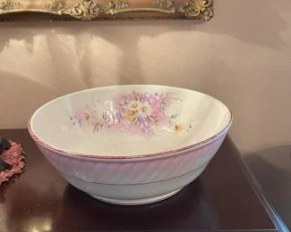 Antique wash bowl, hand painted