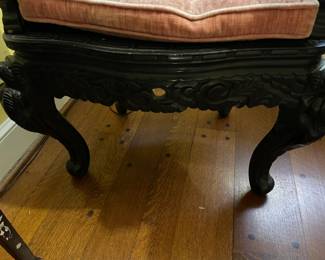 Carved leg details of the arm chair