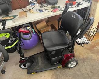 Pride Go Go Elite Plus Scooter. Batteries are good, it's ready to go.