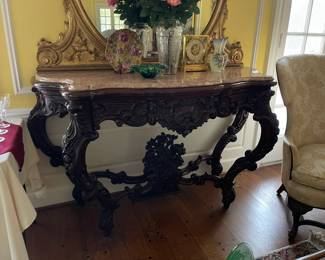 A close look at the stretcher ornamentation