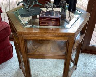 6 sided end table with shelf and glass top