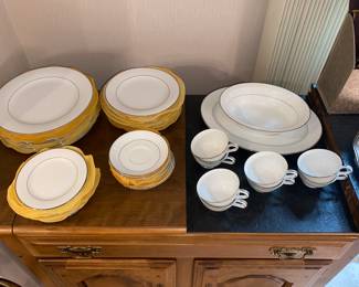 Noritake china set
