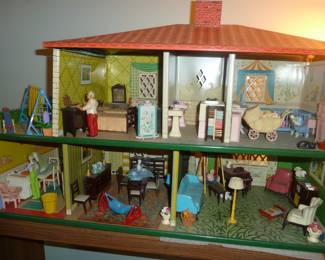 1950s doll house fully furnished
