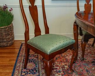 Queen Anne dining table and chairs by Century Furniture