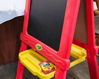 CHILDS CHALKBOARD TOY