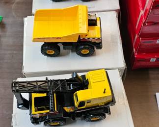  4 MINIATURE TONKA TRUCKS