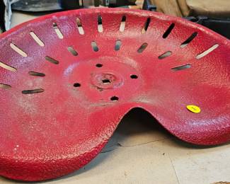 VINTAGE TRACTOR SEAT