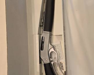 Henry 45-70 Government lever action Rifle