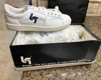 New, in the box 1985 2-piece Kaepa shoes.