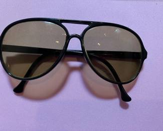 Men’s vintage Vuarnet aviator sunglasses