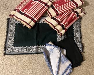 Lot 68 | Indian Desi Textiles Linens Tablecloth Placemats
