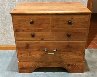 Lot 23 | 25x16x24" 3 Drawer Dresser Nightstand Side Table
