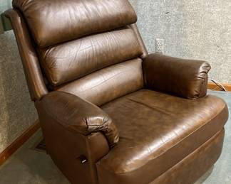 Lot 21 | Super Comfortable Vegan Leather Reclining Armchair
