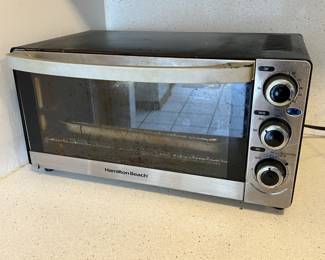 Lot 110 | Hamilton Bech Toaster Oven Works, needs cleaning
