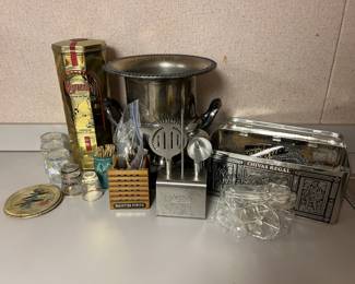 Lot 126 | Vintage Barware Wood Keg Tap, Champagne Bucket
