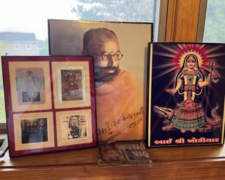 Lot 45 | Indian Religious Photos Prints Ephemera
