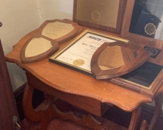 Nice table with engineering awards