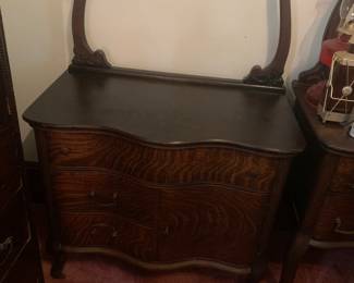 Antique wash stand dresser with towel bar