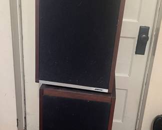 Pair of Bose speakers