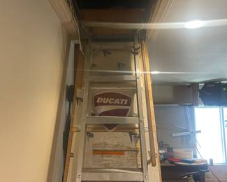 In this "picker's attic" are dozens of drum shells & skins! Picker's Shop at own risk!