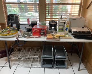 Small kitchen appliances