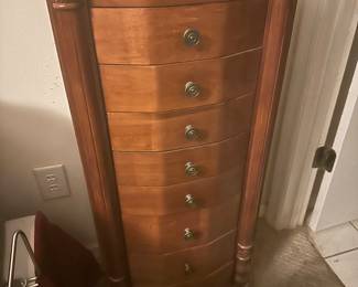 Jewelry cabinet