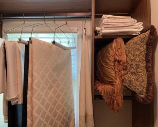 Tablecloths and occasional pillows