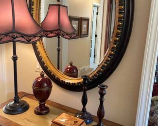 Another view of the oval mirror and decor