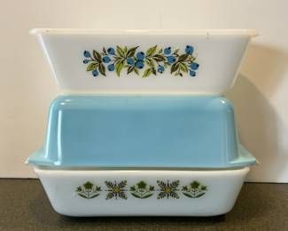 Lot 91 | GlasBake, Pyrex, Fire King Loaf Pans