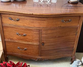 Lot 252 | Birdseye Maple Lined Carved Dresser