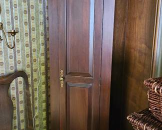 Small corner cabinet