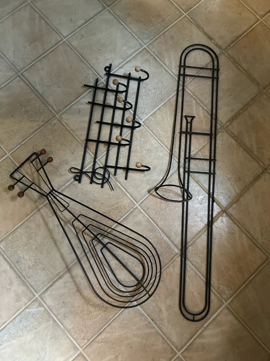 Collection of 1950s sculptural wire objects