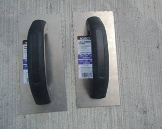 2 Vinyl Adhesive Trowels