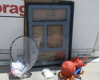 Basketball Backboard, Hoop, Net, Balls and MORE!