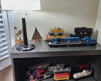 Lionel trains