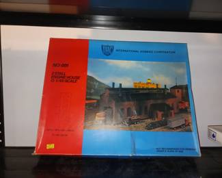 International Hobbies 0/45 scale model building for trains
