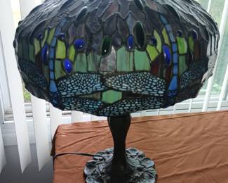  Tiffany Style stained glass dragonfly lamp