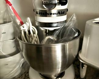 White KitchenAid Mixer