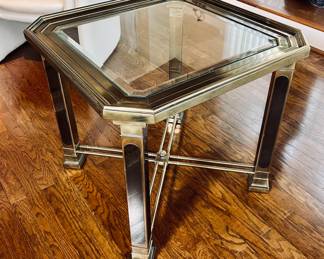 VINTAGE MASTERCRAFT BRASS & GLASS TOP Table