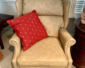 La-z-boy reclining wing chair 