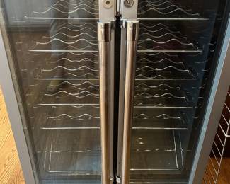 Everstar dual zone wine refrigerator 