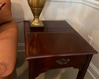 Pair of Thomasville end tables 