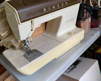 Singer Sewing Machine
